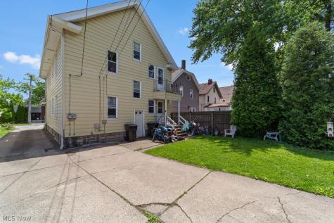 1334 W 104th Street Cleveland OH 44102