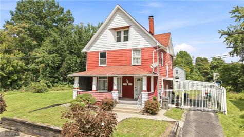 826 Parkwood Avenue Youngstown OH 44502