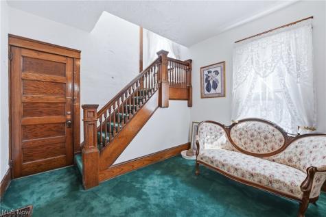 826 Parkwood Avenue Youngstown OH 44502