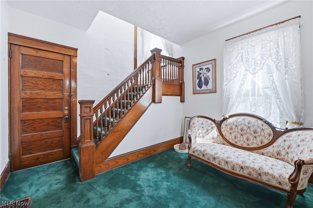 826 Parkwood Avenue Youngstown OH 44502