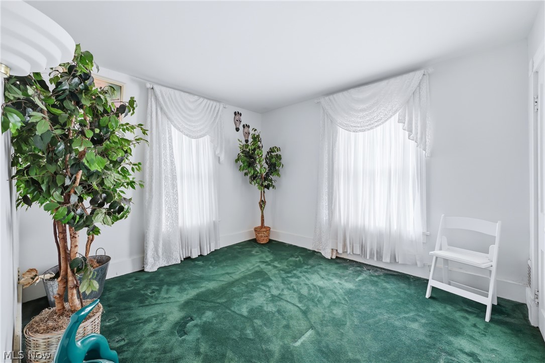 826 Parkwood Avenue Youngstown OH 44502