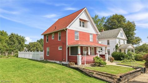 826 Parkwood Avenue Youngstown OH 44502