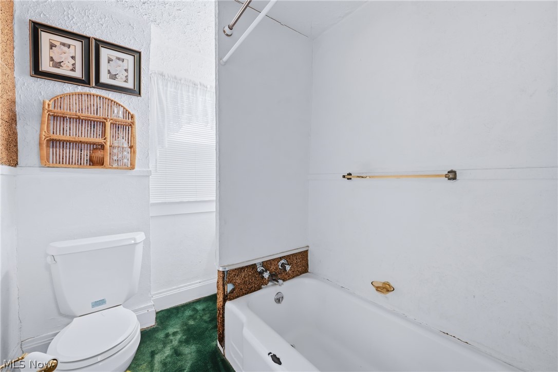 826 Parkwood Avenue Youngstown OH 44502