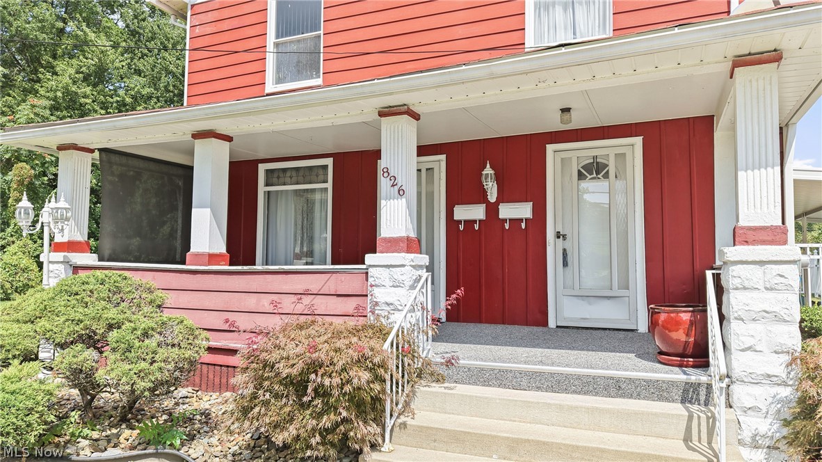 826 Parkwood Avenue Youngstown OH 44502