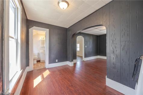 2914 Woodbridge Avenue Cleveland OH 44109