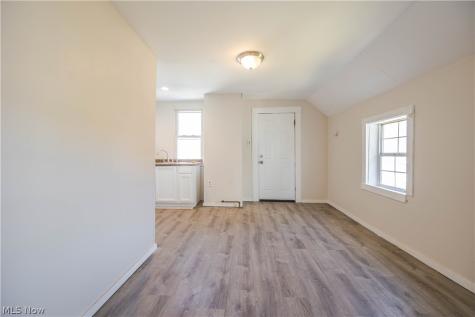 2914 Woodbridge Avenue Cleveland OH 44109