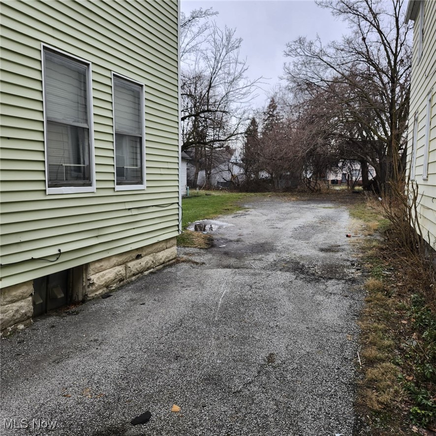 16204 Arcade Avenue Cleveland OH 44110