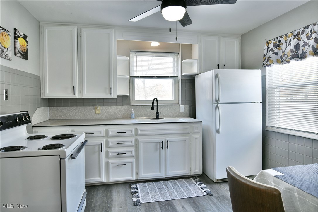 676 Central Parkway Avenue SE Warren OH 44484
