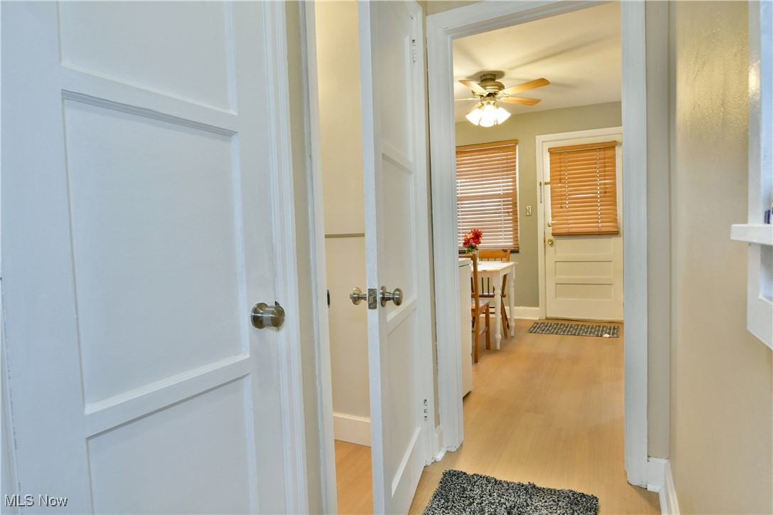 676 Central Parkway Avenue SE Warren OH 44484