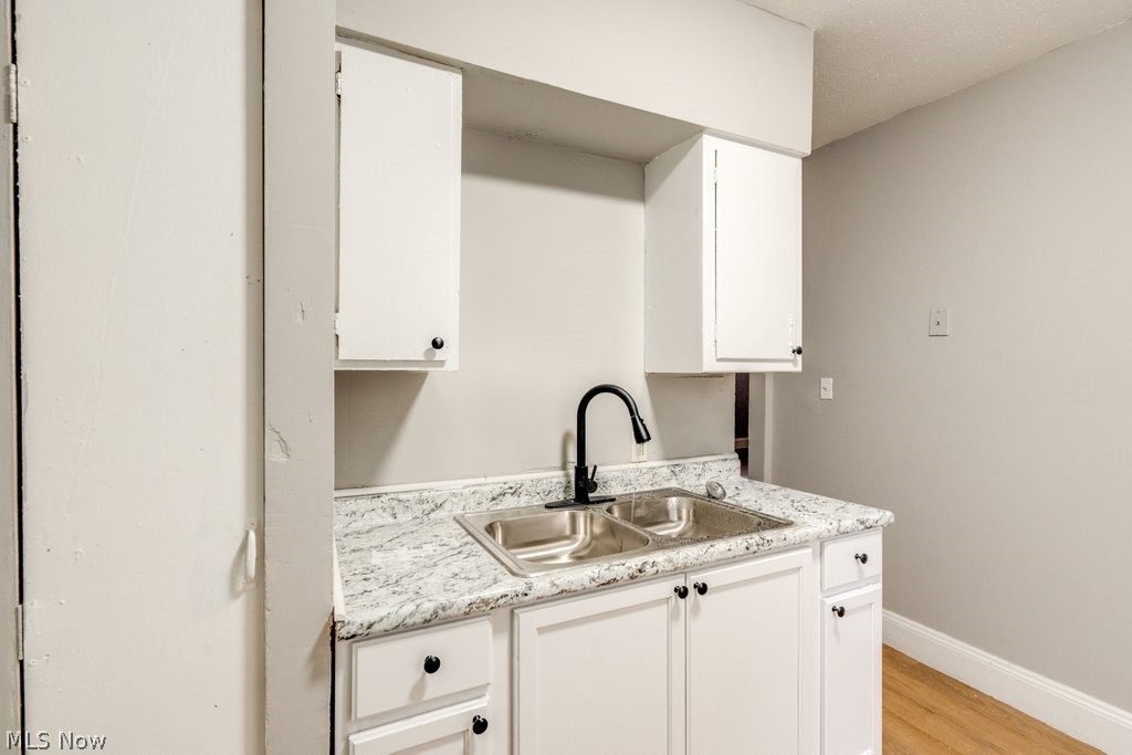 1093 E 147th Street Cleveland OH 44110