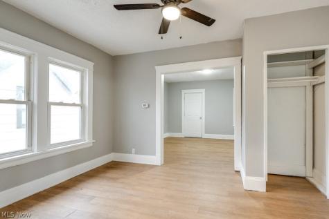 1093 E 147th Street Cleveland OH 44110