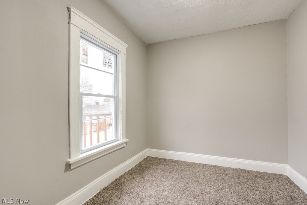 1093 E 147th Street Cleveland OH 44110