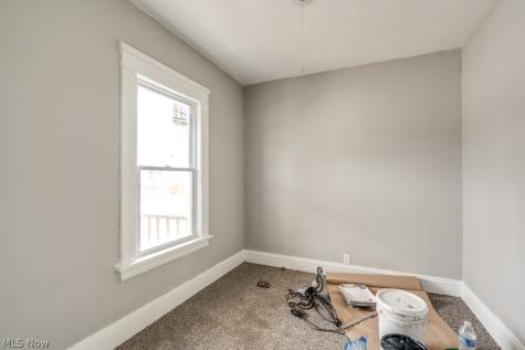 1093 E 147th Street Cleveland OH 44110