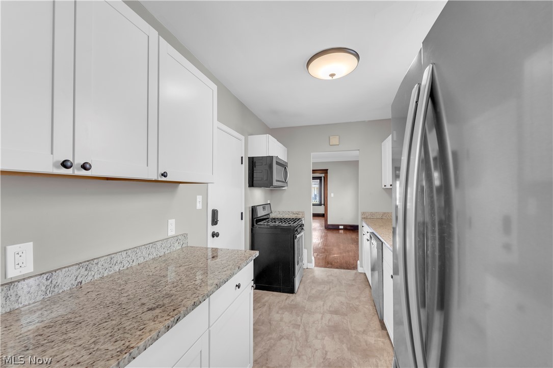 1631 Waterbury Road Lakewood OH 44107
