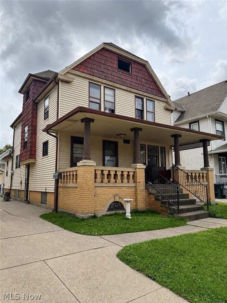 4604 Beta Avenue Newburgh Heights OH 44105