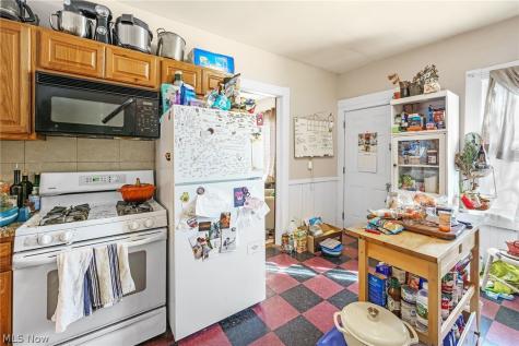 1303 Castle Avenue Cleveland OH 44113