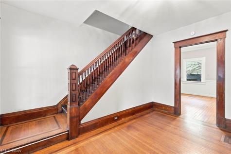 1303 Castle Avenue Cleveland OH 44113