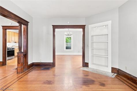 1303 Castle Avenue Cleveland OH 44113