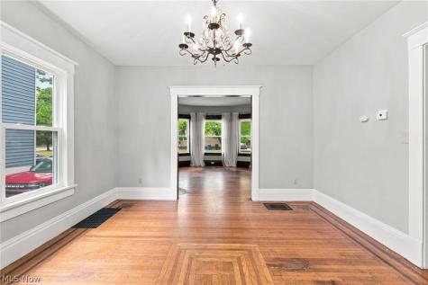 1303 Castle Avenue Cleveland OH 44113
