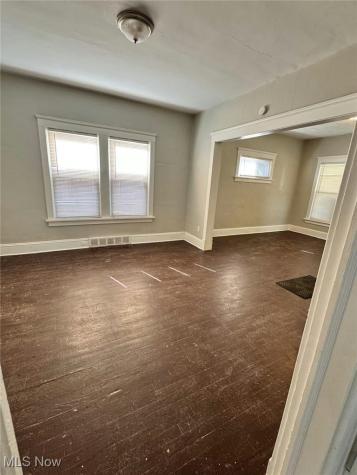 1057 E 146th Street Cleveland OH 44110