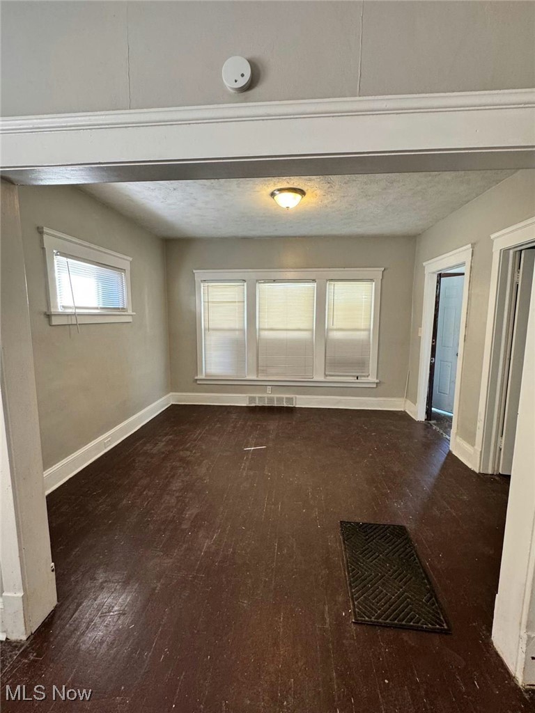 1057 E 146th Street Cleveland OH 44110