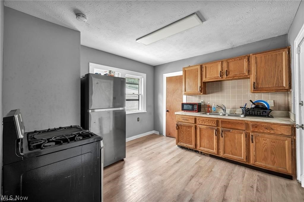 12109 Holborn Avenue Cleveland OH 44105