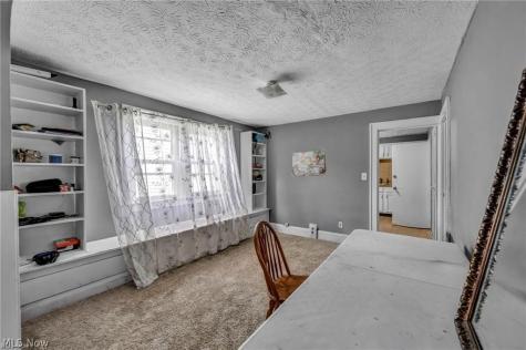 12109 Holborn Avenue Cleveland OH 44105