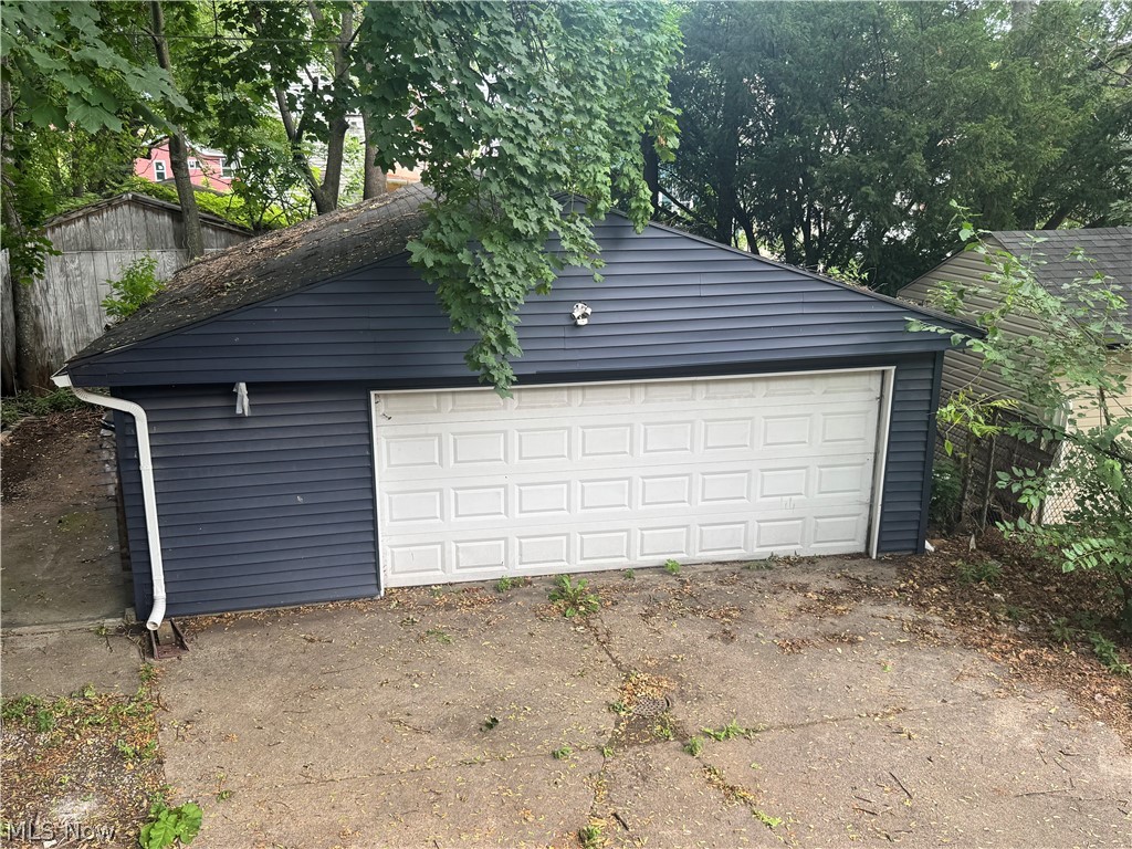 3812 Archwood Avenue Cleveland OH 44109