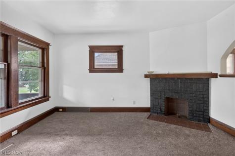 11616 Buckingham Avenue Cleveland OH 44120