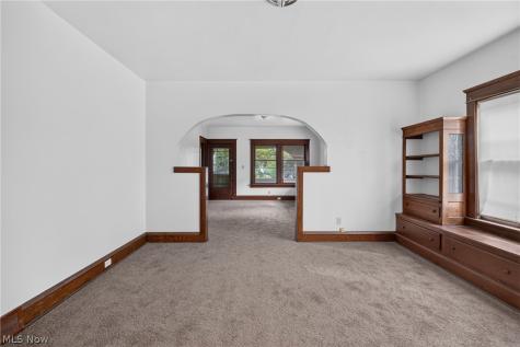 11616 Buckingham Avenue Cleveland OH 44120