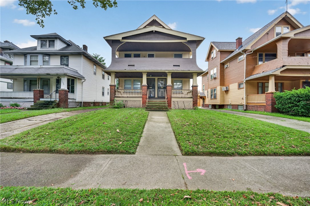 11616 Buckingham Avenue Cleveland OH 44120