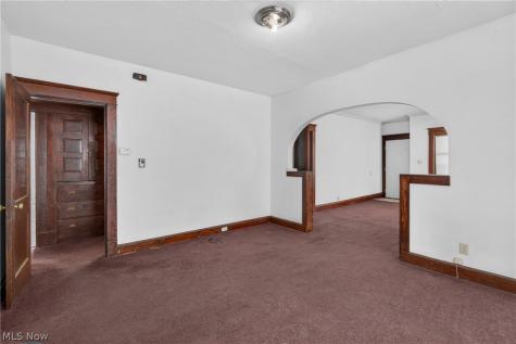 11616 Buckingham Avenue Cleveland OH 44120