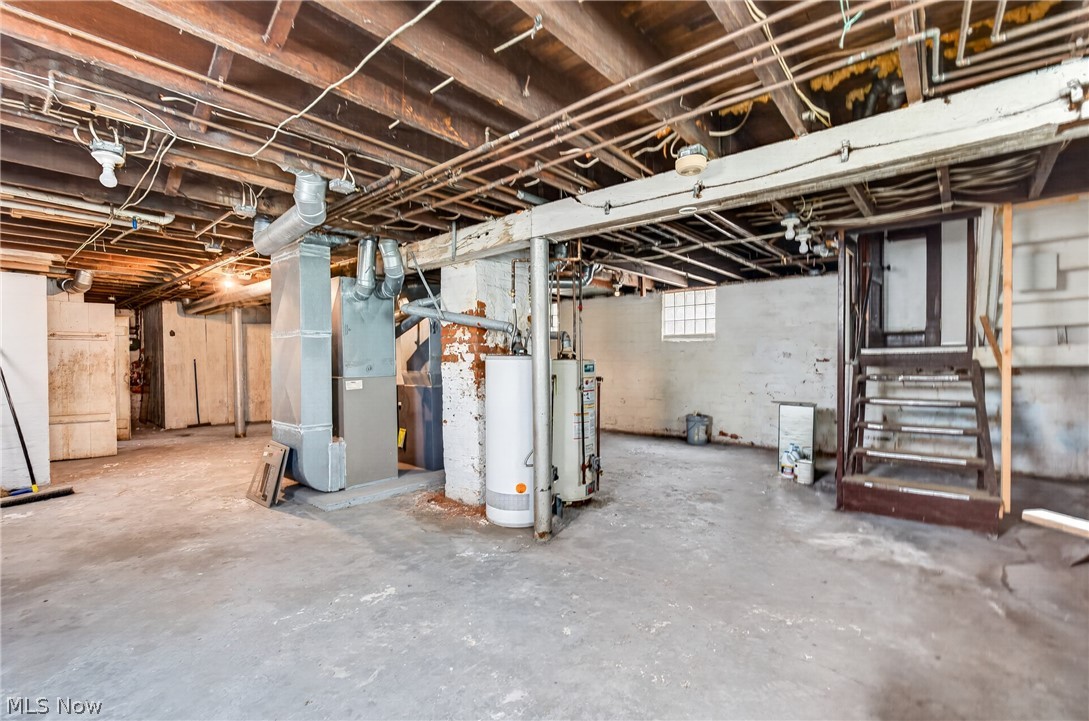 11616 Buckingham Avenue Cleveland OH 44120