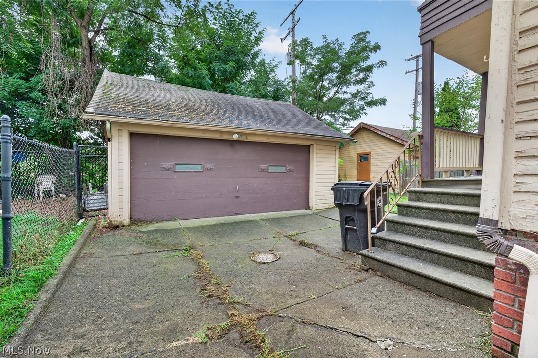 11616 Buckingham Avenue Cleveland OH 44120