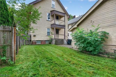 11616 Buckingham Avenue Cleveland OH 44120