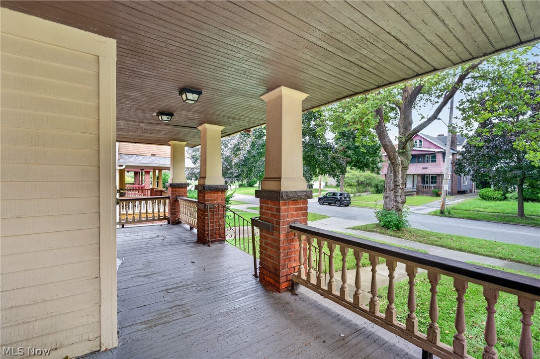 11616 Buckingham Avenue Cleveland OH 44120