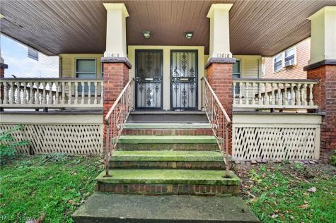 11616 Buckingham Avenue Cleveland OH 44120