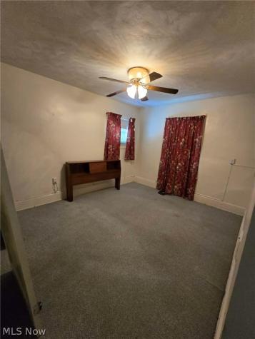 31 N Richview Avenue Youngstown OH 44509