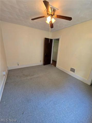 31 N Richview Avenue Youngstown OH 44509
