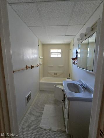 31 N Richview Avenue Youngstown OH 44509