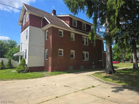 31 N Richview Avenue Youngstown OH 44509