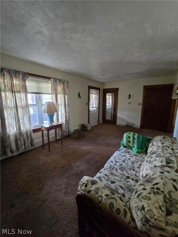 31 N Richview Avenue Youngstown OH 44509