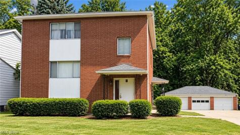 1804-1808 Cromwell Drive Akron OH 44313