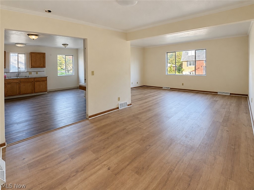 1804-1808 Cromwell Drive Akron OH 44313