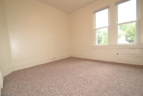 514 Brown Street Akron OH 44311