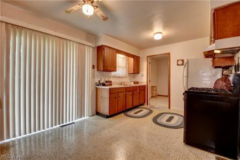 2196-2200 Samira Road Stow OH 44224
