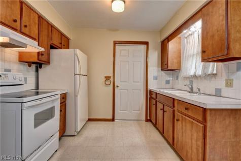2196-2200 Samira Road Stow OH 44224