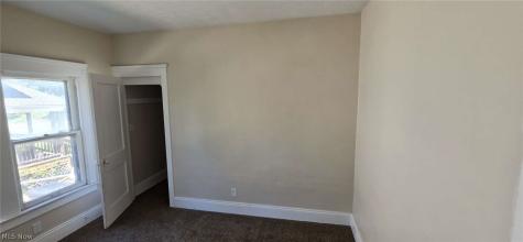 1514 E 174th Street Cleveland OH 44110