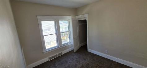1514 E 174th Street Cleveland OH 44110