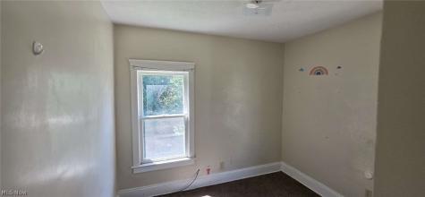 1514 E 174th Street Cleveland OH 44110